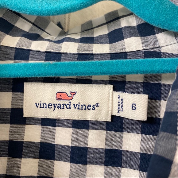 Vineyard Vines Button Down Top - Picture 3 of 3